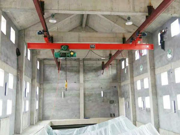 懸掛起重機(jī)