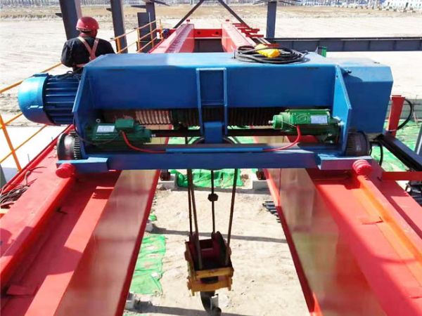 LH型電動(dòng)葫蘆雙梁橋式起重機(jī)