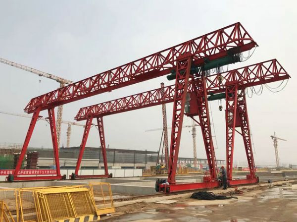 起重機(jī)廠家,起重機(jī)設(shè)備使用須知的小知識(shí)